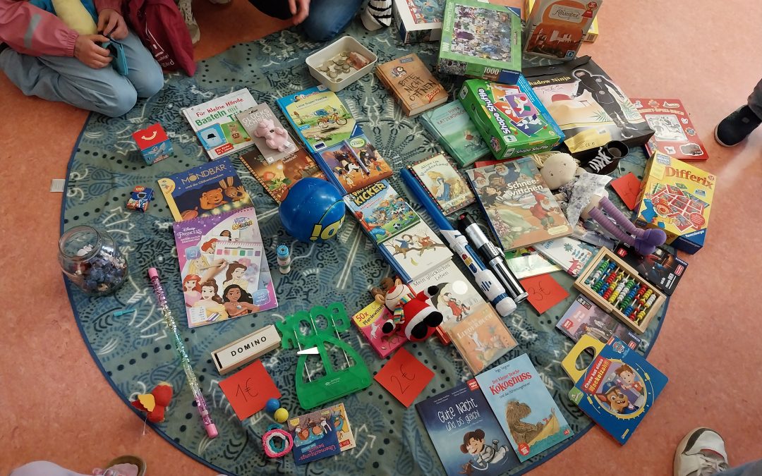 Kinder-Spendenflohmarkt